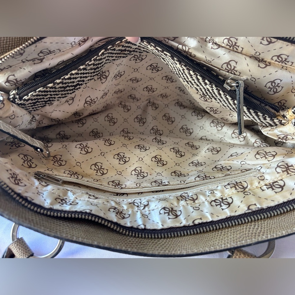 Guess vintage Y2K Brown and White, Tweed Handbag - Picture 6 of 9